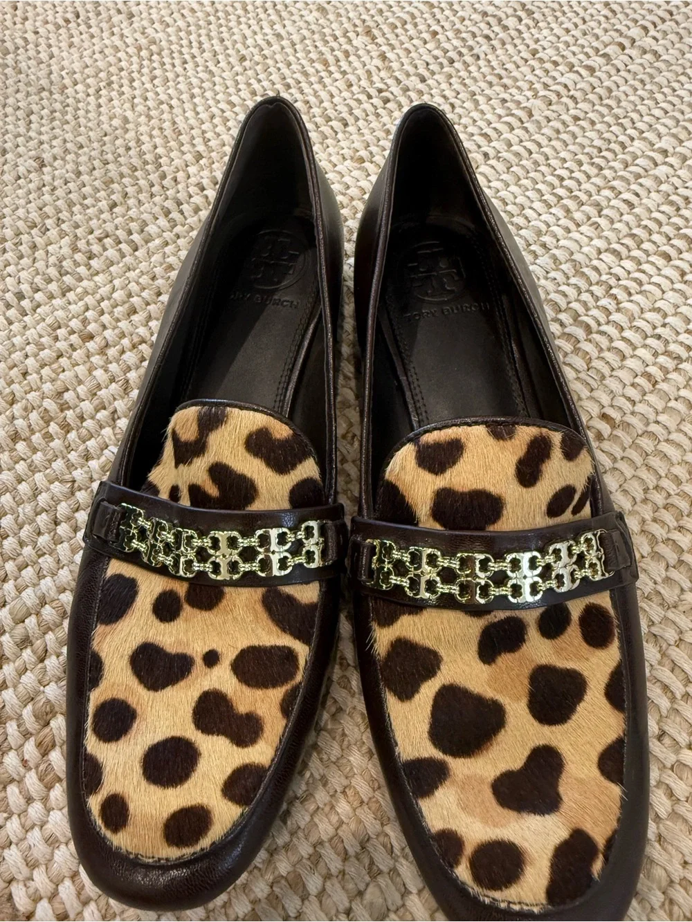 Tory Burch Leopard Calf Hair Chain Loafers ✨🐆